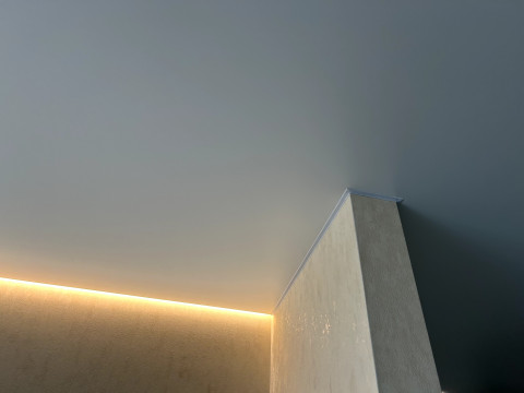 Безщілинні натяжні стелі