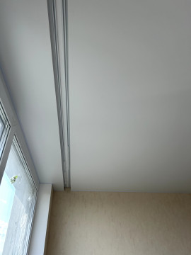 Натяжні стелі у спальні: стильно, романтично, практично, недорого.