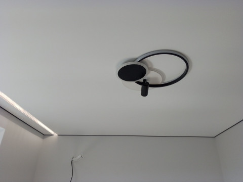 Ширяюча натяжна стеля – оригінальна дизайнерська концепція.