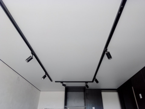 Матові натяжні стелі