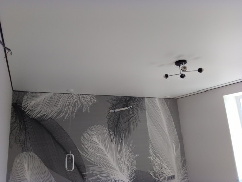 Матові натяжні стелі